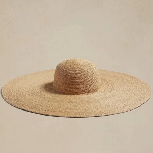 BANANA REPUBLIC OVERSIZED RAFFIA STRAW HAT - Picture 4 of 6